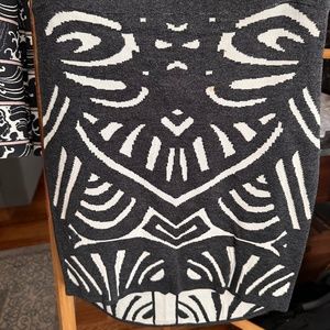 Parker Pencil-Mini Skirt with Tribal Graphic, Size Small (S)